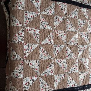 Elegant Brown & Cream Quilt- 44x56, throw or kids quilt